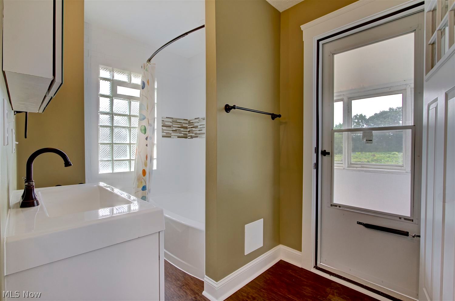4514 Broadale Road Cleveland OH 44109