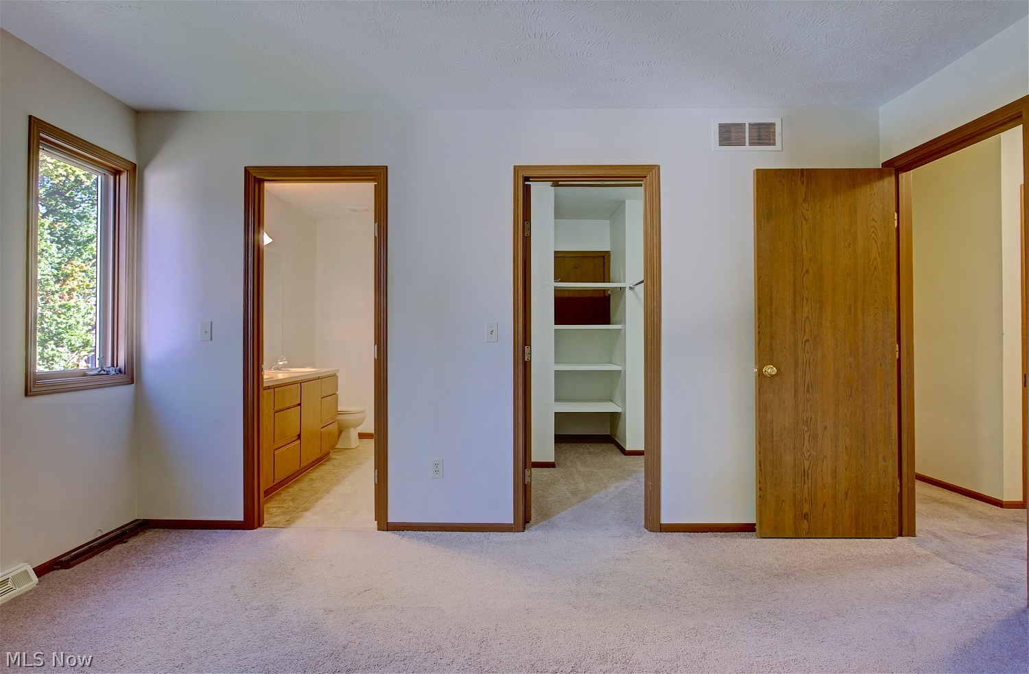 1718 W Schaaf Road Cleveland OH 44109