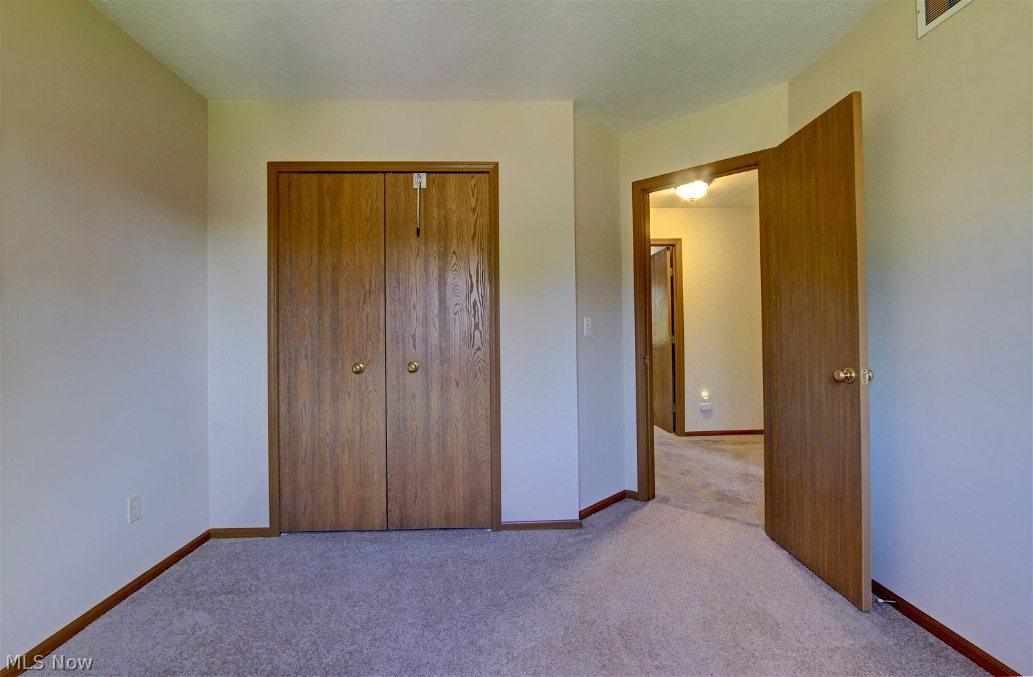 1718 W Schaaf Road Cleveland OH 44109