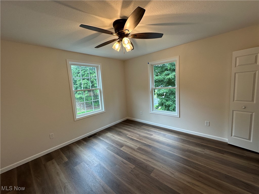1048 Cliff View Street Youngstown OH 44502
