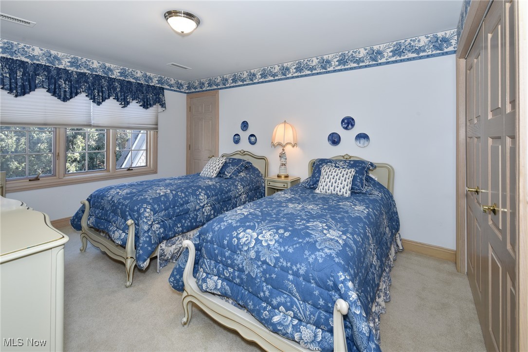 23492 Wingedfoot Drive Westlake OH 44145