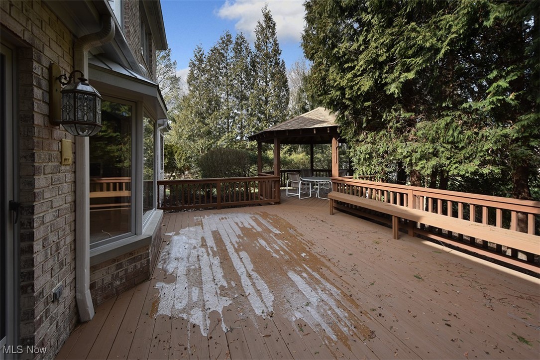 23492 Wingedfoot Drive Westlake OH 44145