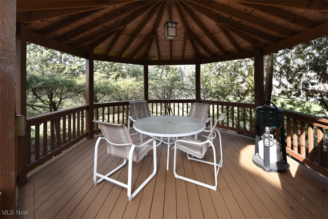 23492 Wingedfoot Drive Westlake OH 44145