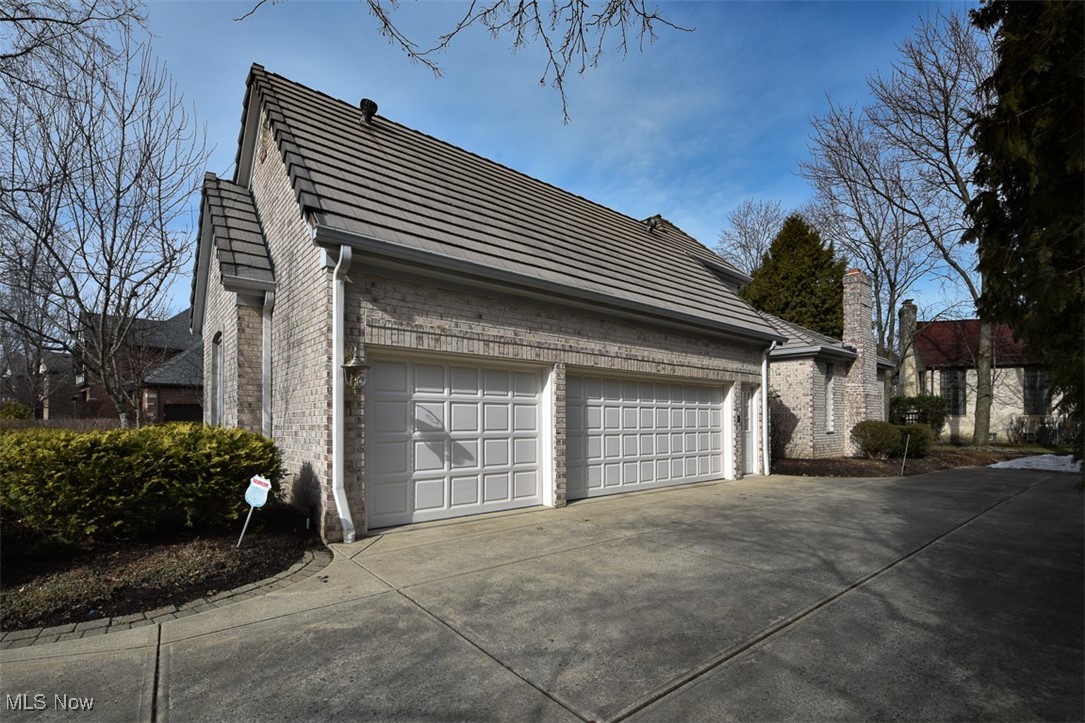 23492 Wingedfoot Drive Westlake OH 44145