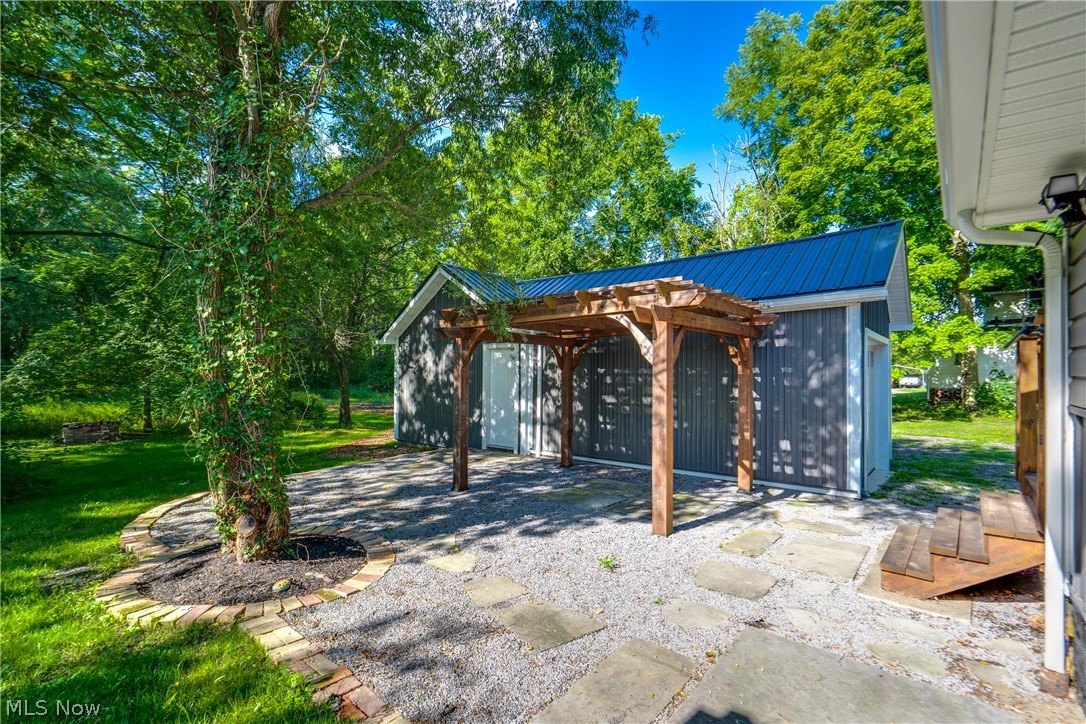 24 E Main Street Newton Falls OH 44444