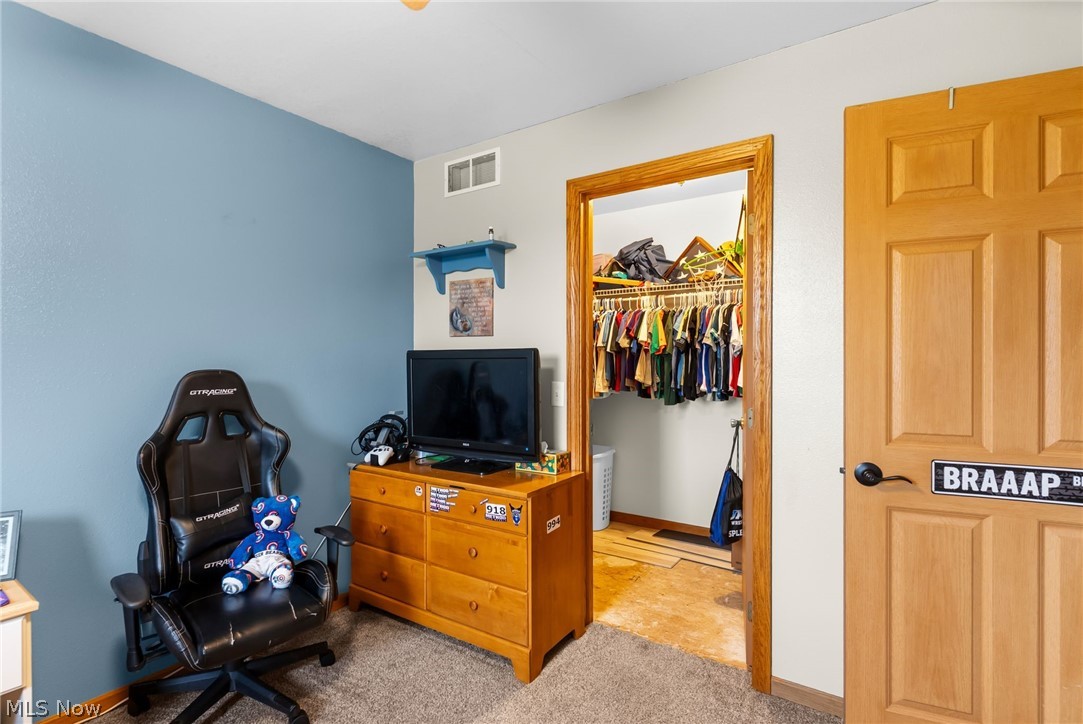 3163 Newton Tomlinson Road Newton Falls OH 44444
