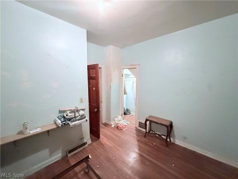 33 Henry Street Bedford OH 44146