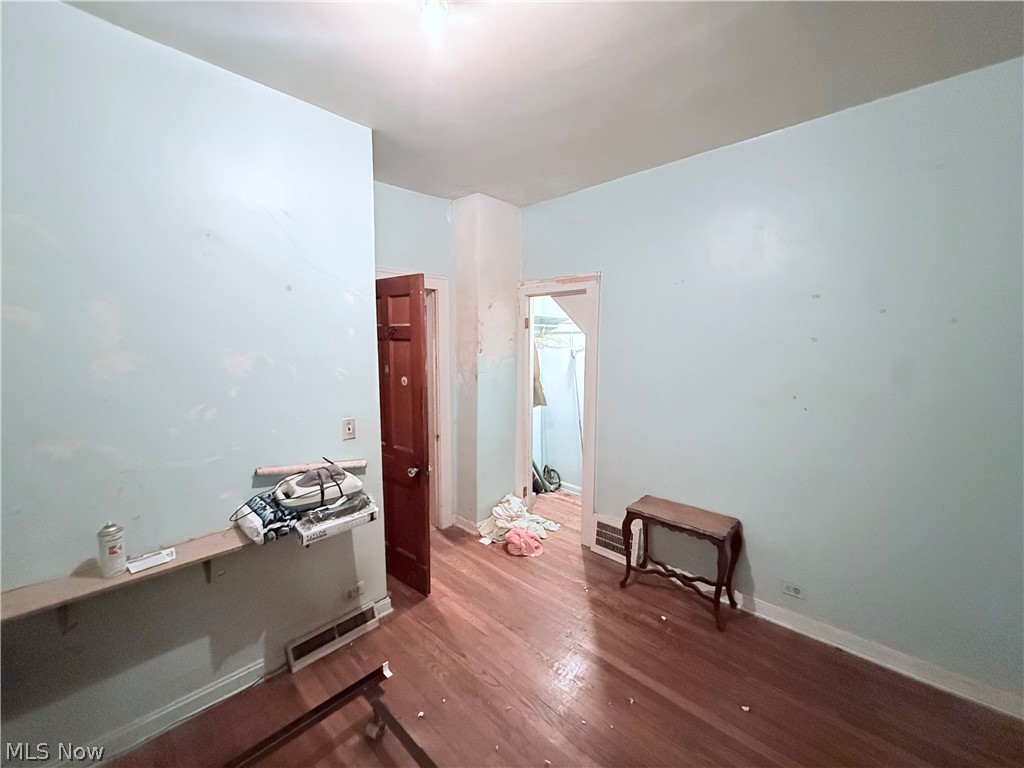 33 Henry Street Bedford OH 44146