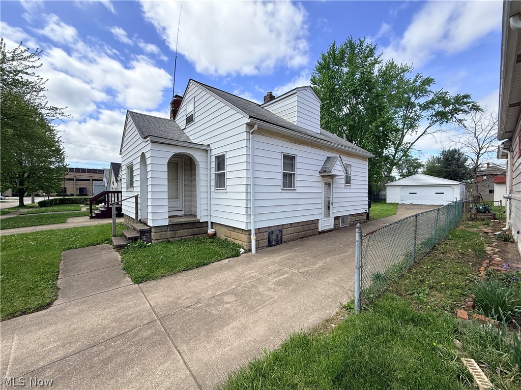33 Henry Street Bedford OH 44146