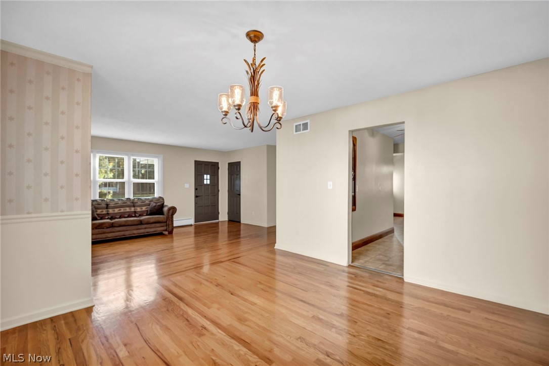34853 Lakeshore Boulevard Timberlake OH 44095