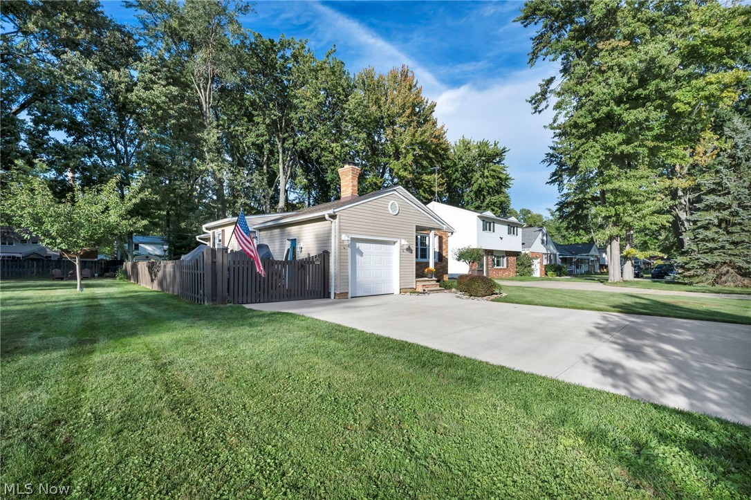 34853 Lakeshore Boulevard Timberlake OH 44095