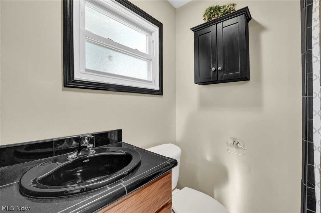 34853 Lakeshore Boulevard Timberlake OH 44095
