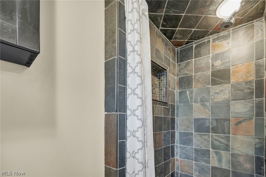 34853 Lakeshore Boulevard Timberlake OH 44095