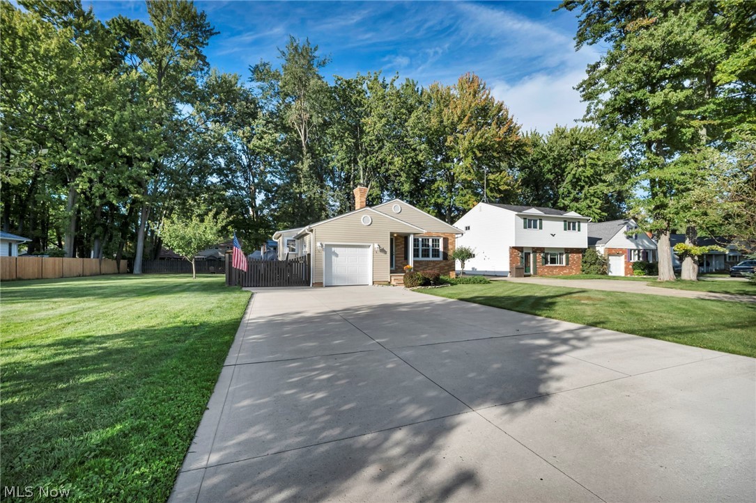 34853 Lakeshore Boulevard Timberlake OH 44095