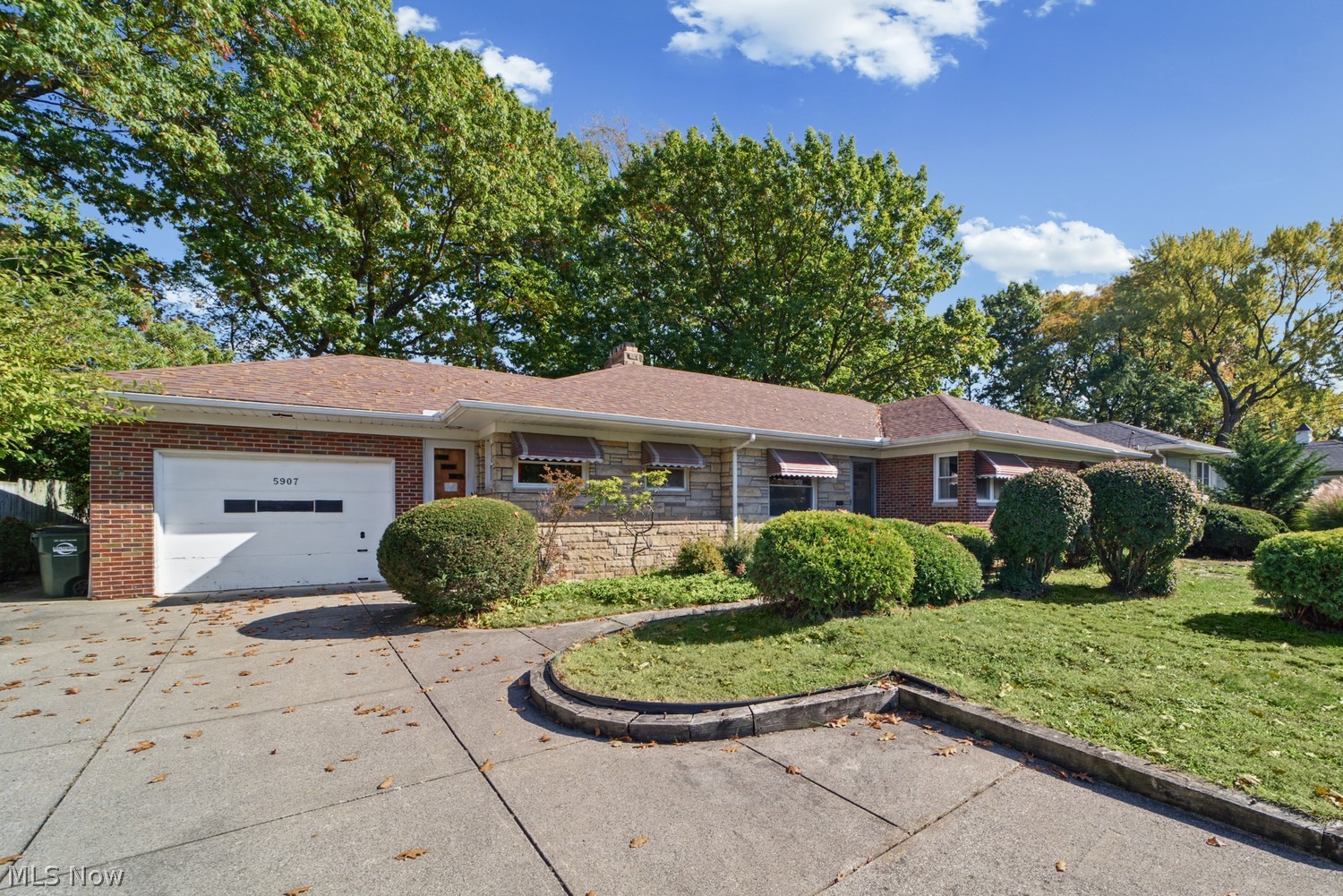 5907 Twin Lakes Drive Parma OH 44129