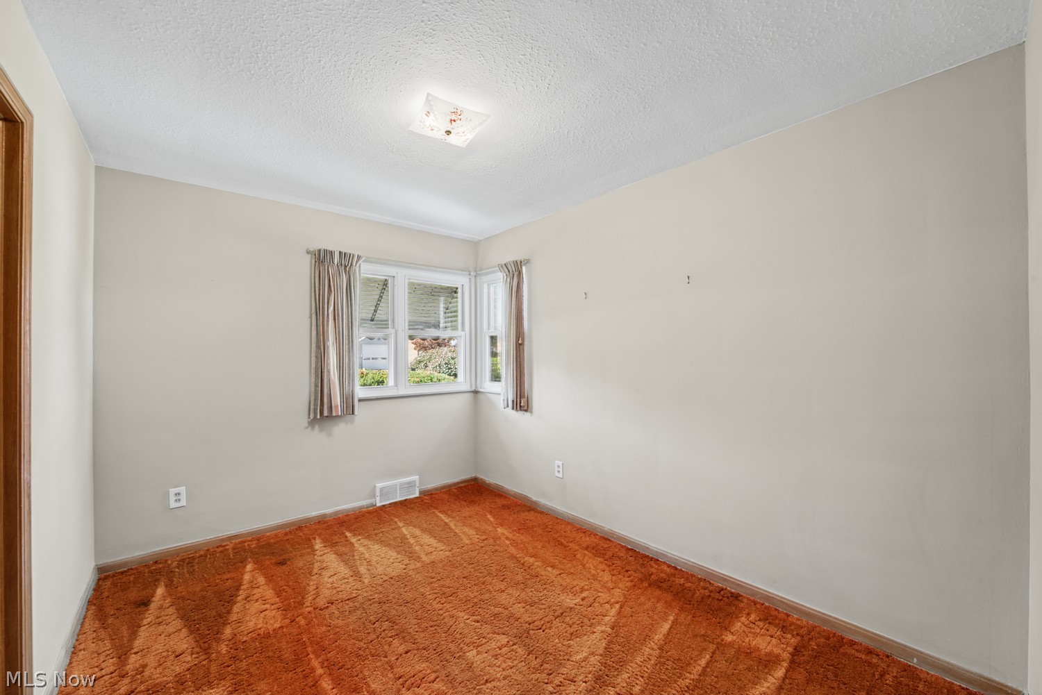5907 Twin Lakes Drive Parma OH 44129