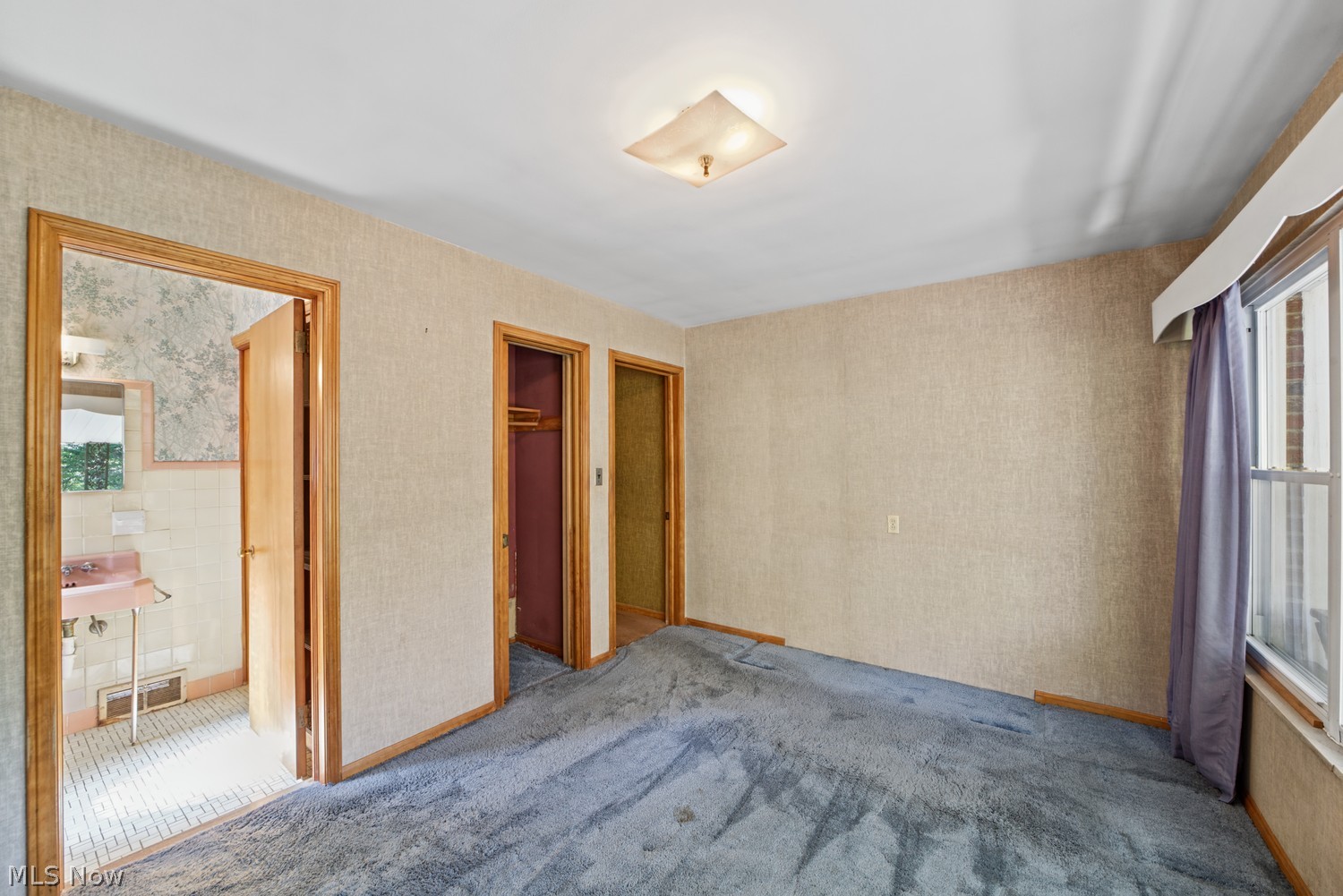 5907 Twin Lakes Drive Parma OH 44129