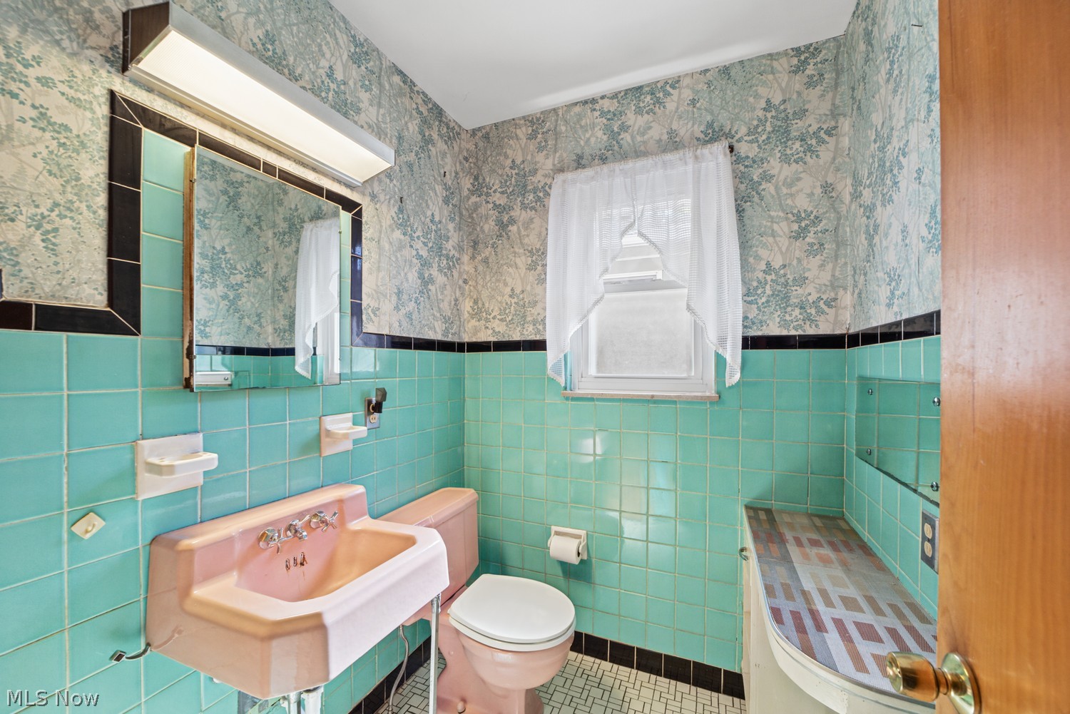 5907 Twin Lakes Drive Parma OH 44129