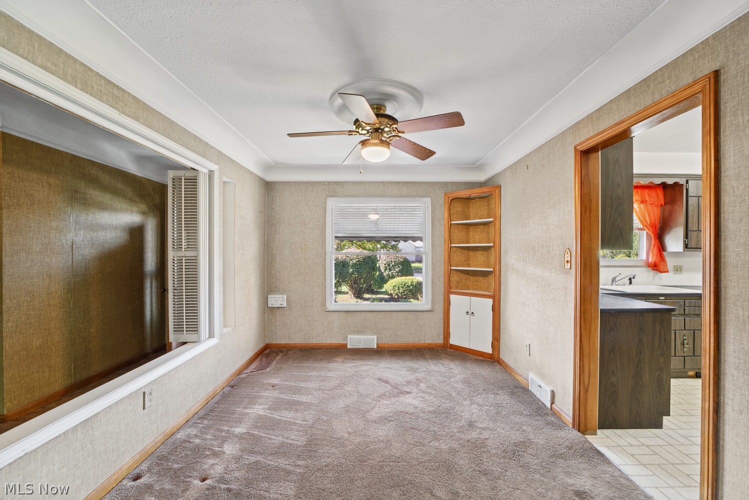 5907 Twin Lakes Drive Parma OH 44129