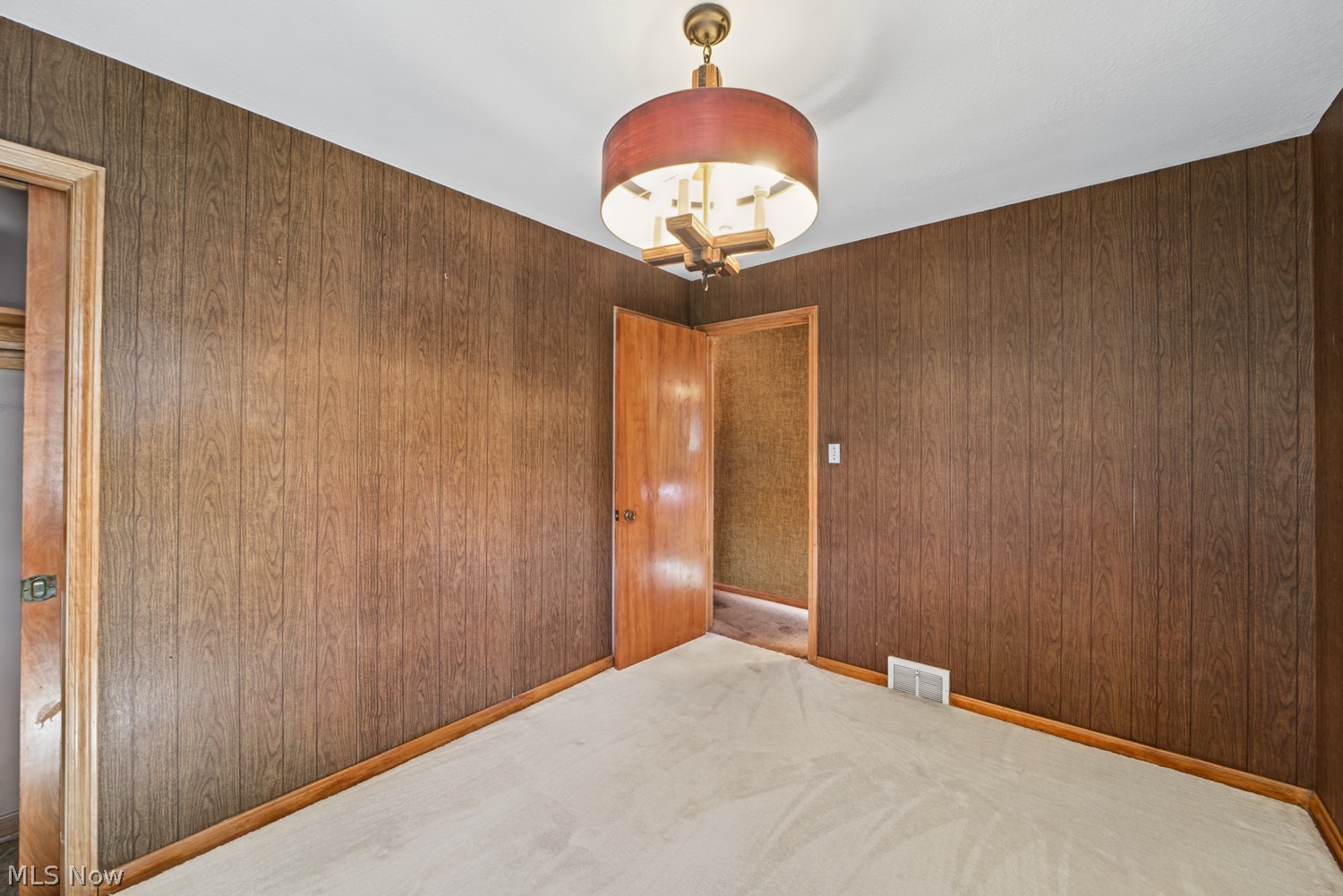 5907 Twin Lakes Drive Parma OH 44129