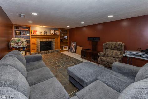 6310 Dodge Road SW Canton OH 44706