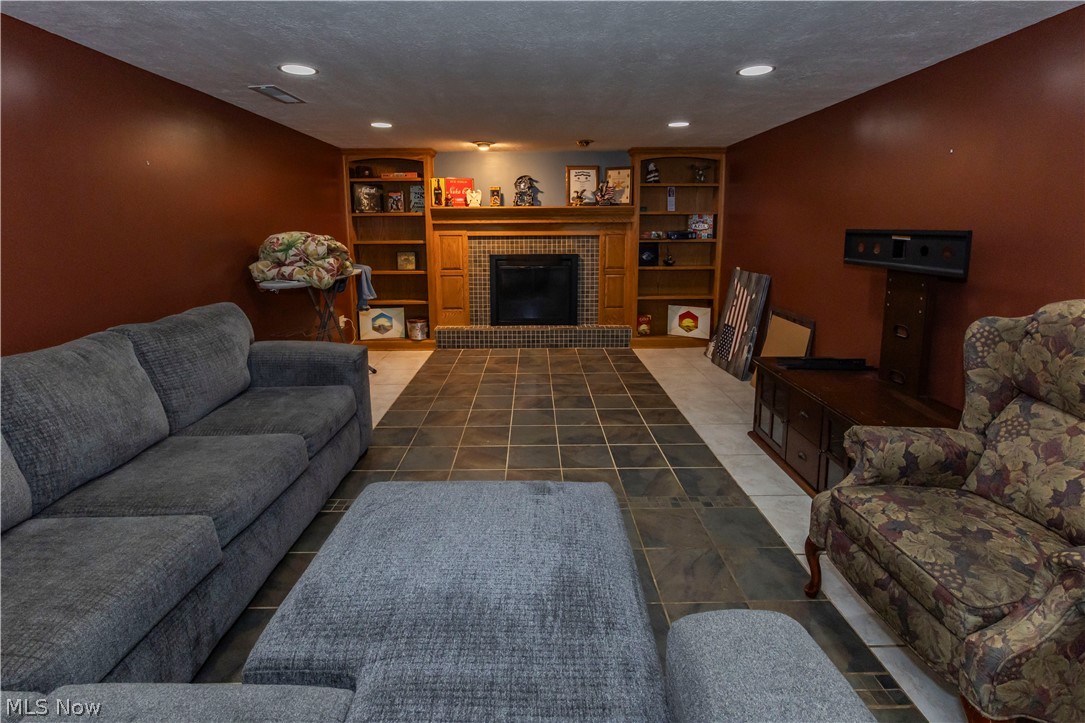 6310 Dodge Road SW Canton OH 44706