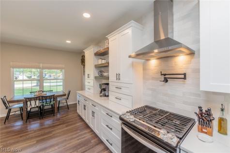 33340 Heartwood Avenue Avon OH 44011