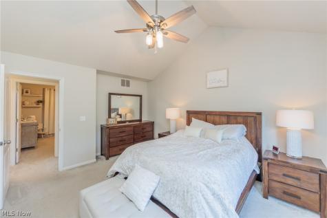 33340 Heartwood Avenue Avon OH 44011