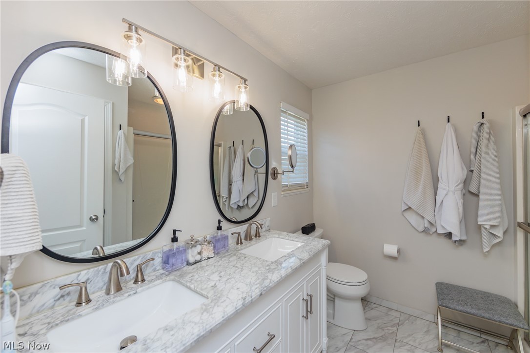 33340 Heartwood Avenue Avon OH 44011