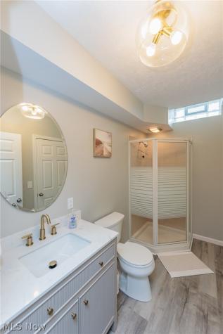 33340 Heartwood Avenue Avon OH 44011