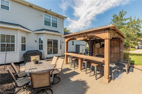 33340 Heartwood Avenue Avon OH 44011