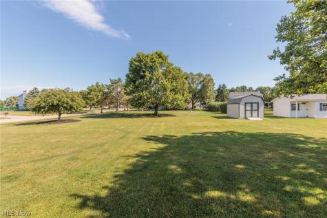 33340 Heartwood Avenue Avon OH 44011