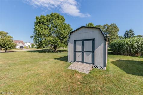 33340 Heartwood Avenue Avon OH 44011