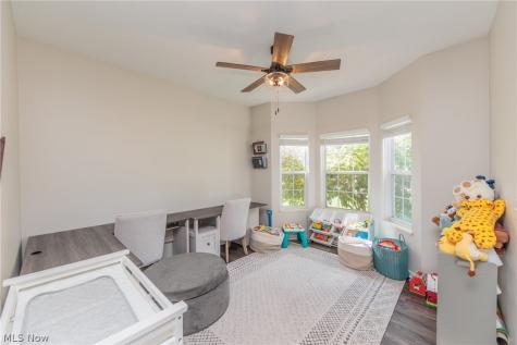 33340 Heartwood Avenue Avon OH 44011