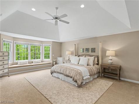 1246 Homestead Creek Drive Broadview Heights OH 44147