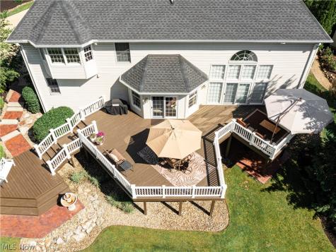 1246 Homestead Creek Drive Broadview Heights OH 44147