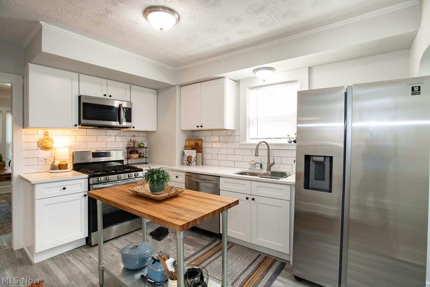 3598 Bainbridge Road Cleveland OH 44118