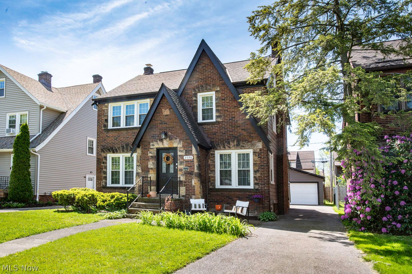 3598 Bainbridge Road Cleveland OH 44118
