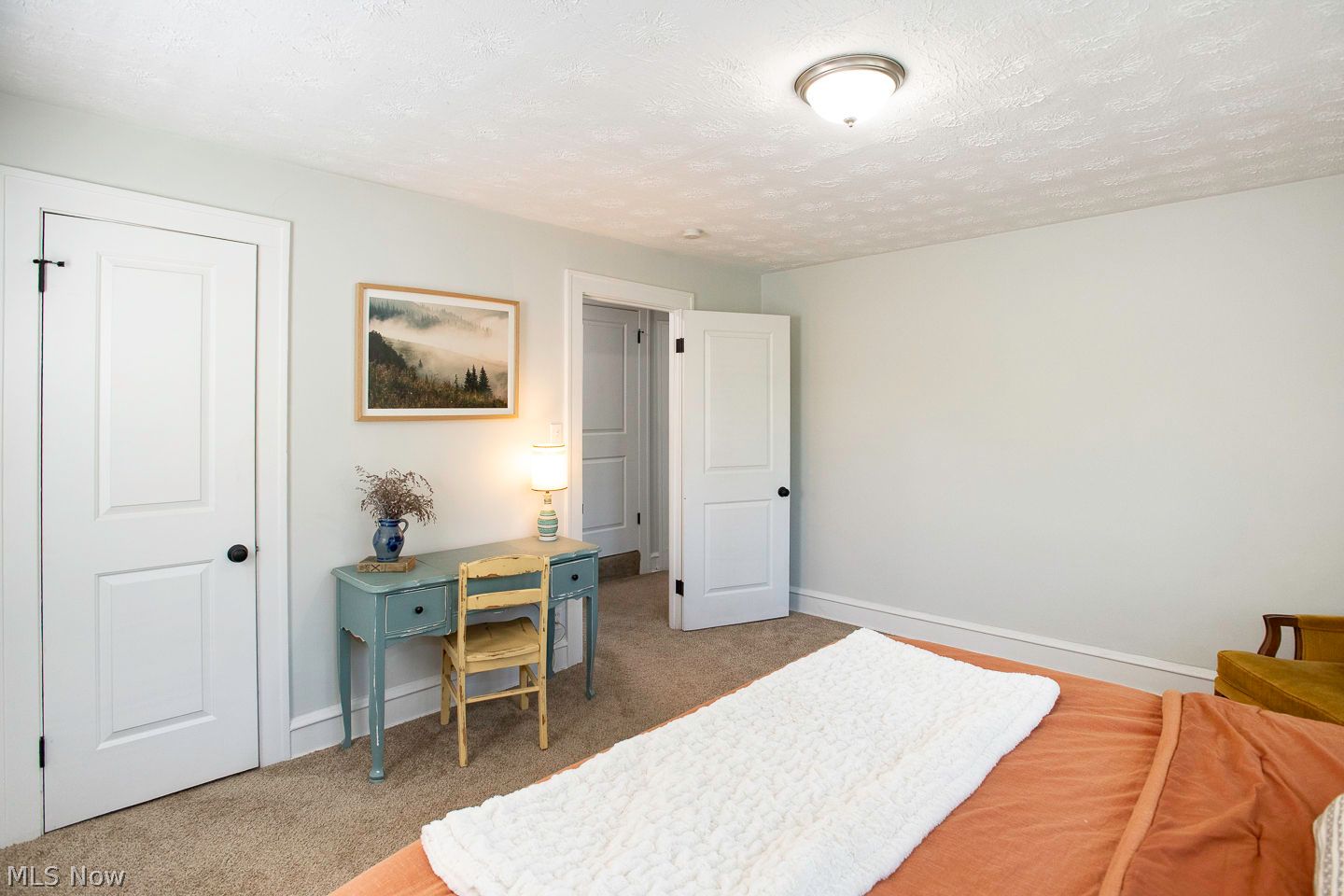 3598 Bainbridge Road Cleveland OH 44118