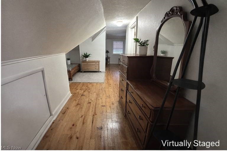 25101 Farringdon Avenue Euclid OH 44132