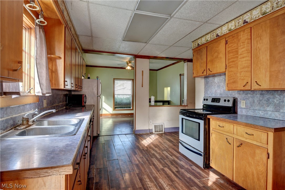 117 Margaret Street Dover OH 44622
