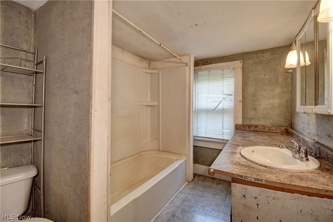 117 Margaret Street Dover OH 44622