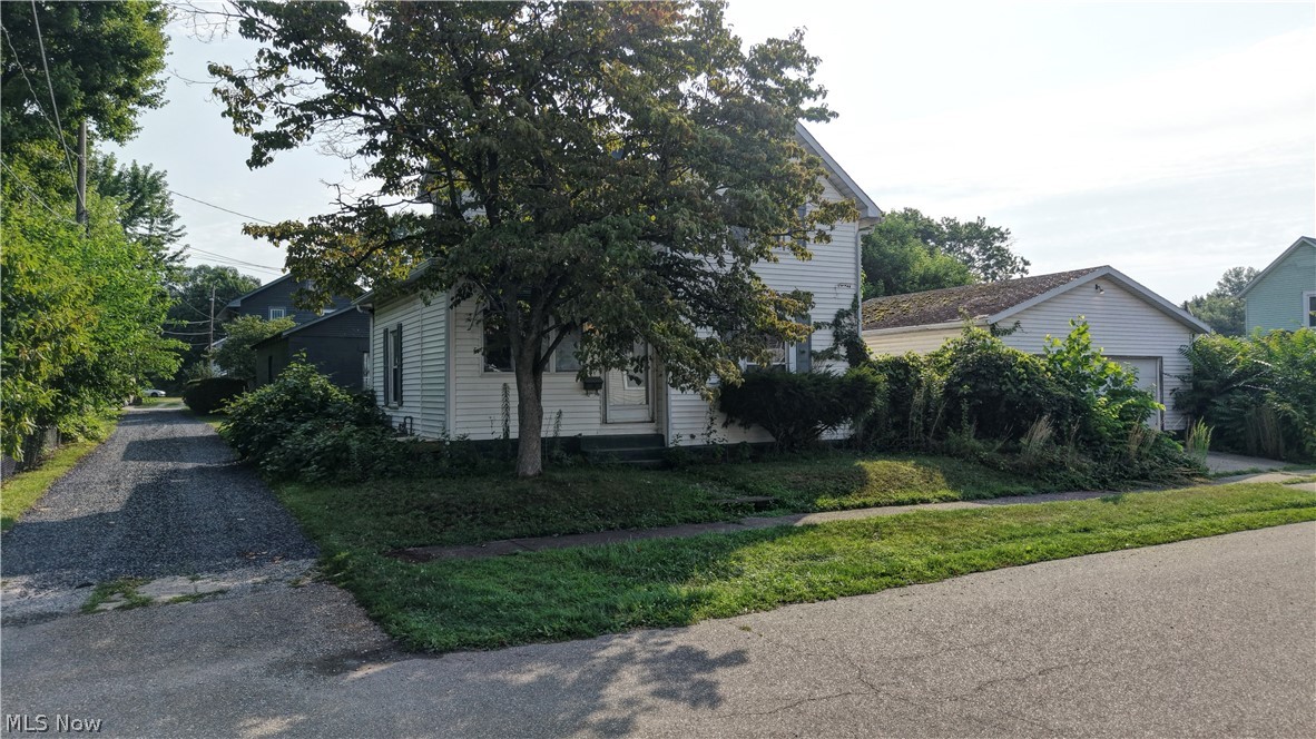 117 Margaret Street Dover OH 44622