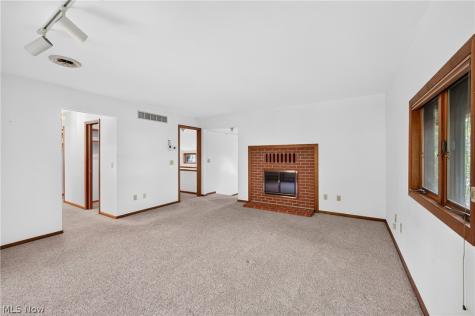 340 Edgemeer Place Oberlin OH 44074