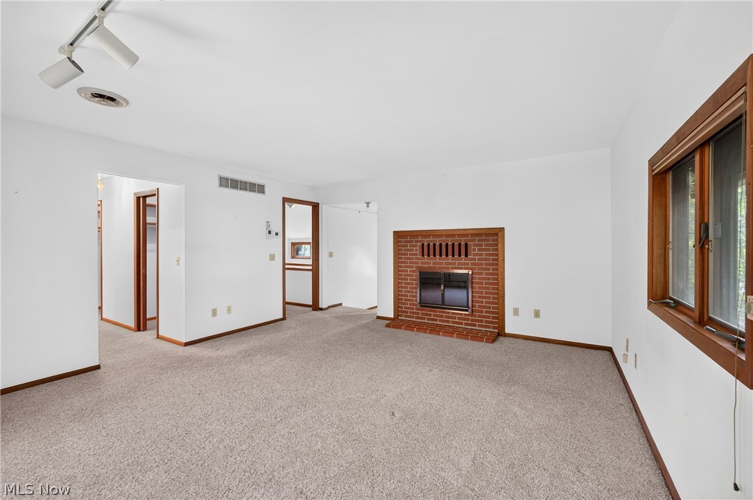 340 Edgemeer Place Oberlin OH 44074