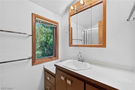 340 Edgemeer Place Oberlin OH 44074
