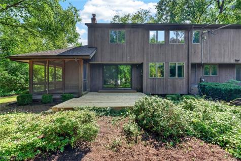 340 Edgemeer Place Oberlin OH 44074