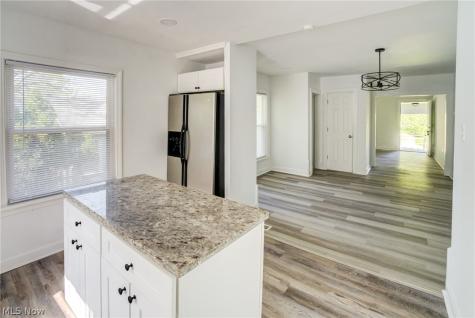 1548 Biltmore Road Lyndhurst OH 44124