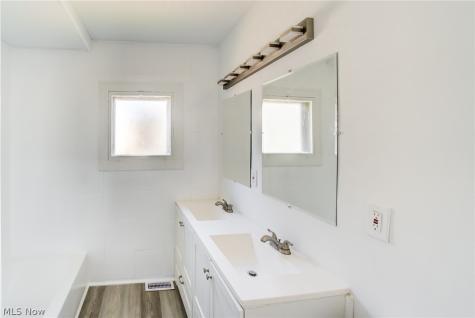 1548 Biltmore Road Lyndhurst OH 44124