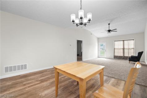 209 Alexander Drive Elyria OH 44035